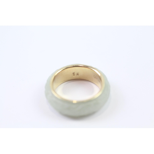 248 - 14ct gold lined vintage carved jade holo ring (4.6g) Size  P