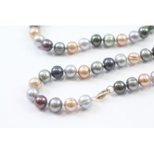 249 - 10kt gold vintage multi-hue cultured pearl rope necklace (73.6g)