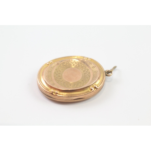 261 - 2x 9ct gold back & front antique lockets (7.7g)