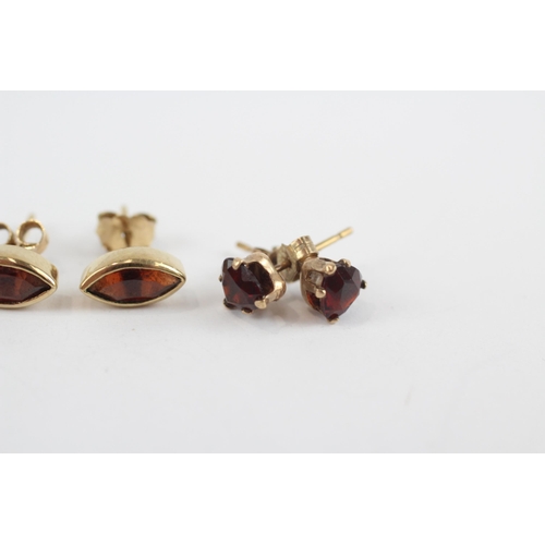 28 - 3 X 9ct Gold Garnet Set Stud Earrings (3.1g)