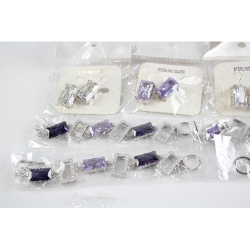 286 - A collection of shop stock silver jewellery (478g)