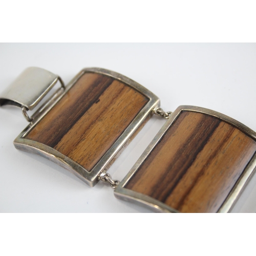 291 - Silver bracelet with wooden panels (51g)