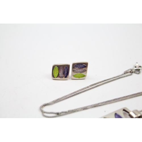 307 - Silver enamel jewellery set by maker Malcolm Gray (12g)