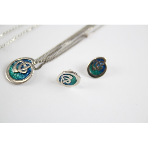 308 - A collection of silver enamel jewellery by maker Malcolm Gray including set (12g)