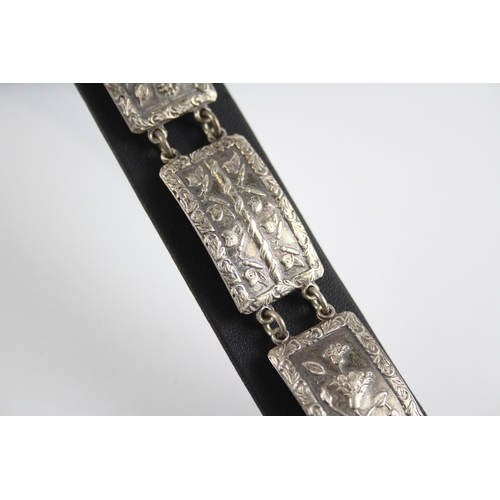 318 - Silver panel bracelet by makers Lonwick Industries (34g)