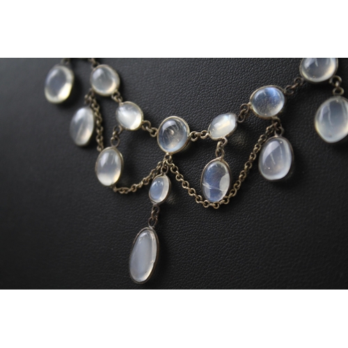 323 - Silver moonstone necklace (8g)