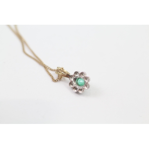 41 - 9ct Gold Vintage Emerald & Diamond Floral Cluster Pendant Necklace (1.6g)