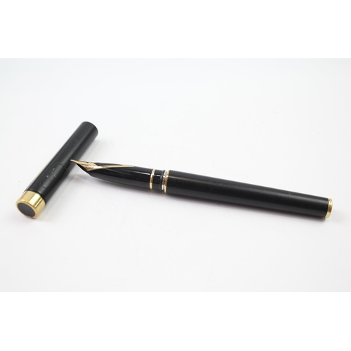 465 - Vintage SHEAFFER Targa Black FOUNTAIN PEN w/ 14ct Gold Nib WRITING