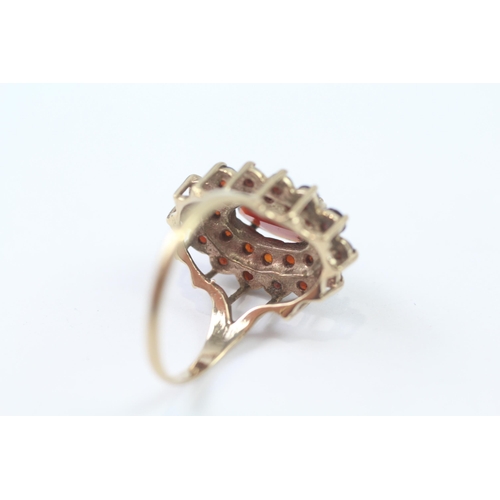 47 - 9ct Gold Garnet Cluster Dress Ring (5.1g) Size  Q