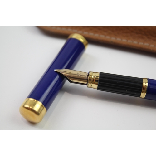 470 - Vintage WATERMAN Lady Charlotte Navy Fountain Pen w/ 18ct Gold Nib WRITING