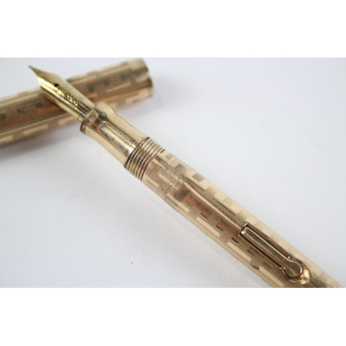 474 - Vintage WAHL Eversharp Gold Plated Fountain Pen w/ 14ct Gold Nib WRITING