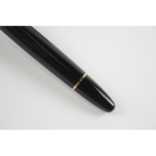 500 - Montblanc Meisterstuck Pen with 14ct Nib and Carry Punch