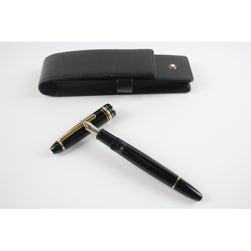 500 - Montblanc Meisterstuck Pen with 14ct Nib and Carry Punch