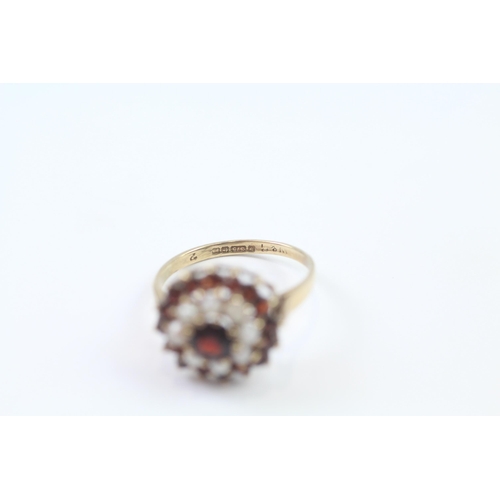 68 - 9ct Gold Vintage Garnet & Pearl Cluster Ring (2.9g) Size  O 1/2