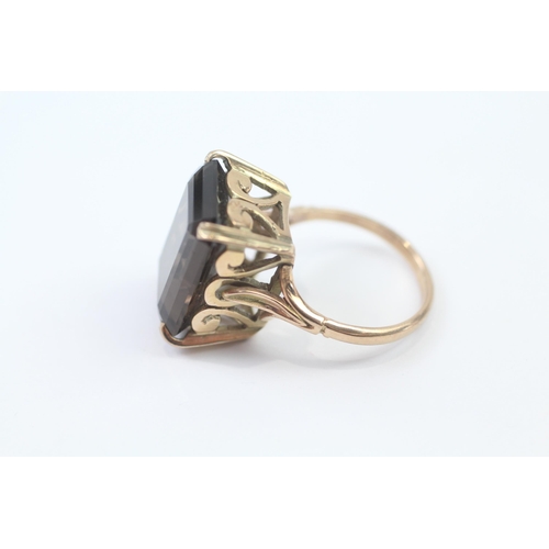 72 - 9ct Gold Vintage Smokey Quartz Statement Ring (6.7g) Size  O