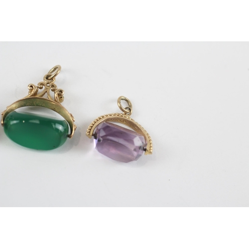 81 - 3 X 9ct Gold Vintage Amethyst, Carnelian, And Chrysoprase Set Spinner Fobs (7.5g)