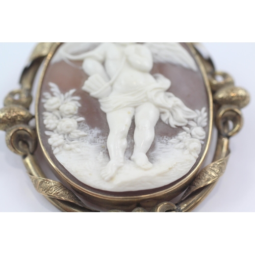 143 - 9ct gold antique shell angel cameo antique brooch (18.5g)