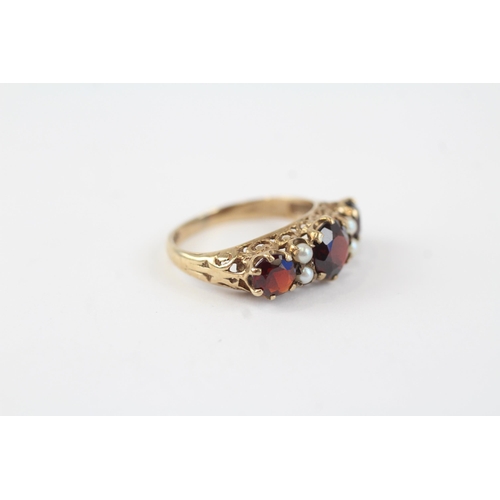 152 - 9ct gold garnet & pearl antique ring (2.9g) Size  M 1/2