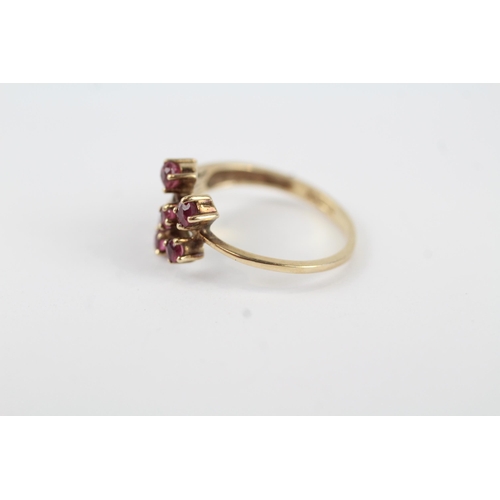 154 - 9ct gold vintage synthetic ruby cluster ring (1.7g) Size  L