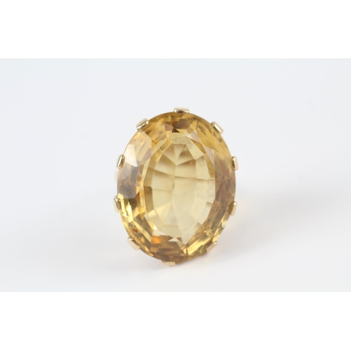 156 - 9ct gold Citrine dress ring (19.8g) Size  R