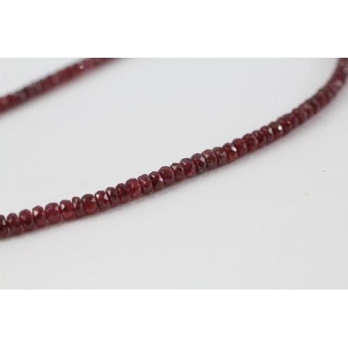 163 - 9ct gold clasp garnet bead necklace (18g)