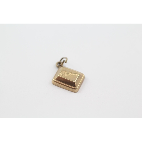 185 - 9ct gold vintage Cadbury chocolate charm (0.5g)