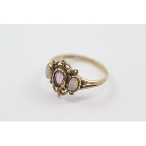 186 - 9ct gold antique amethyst & opal trilogy dress ring (2g) Size  N 1/2