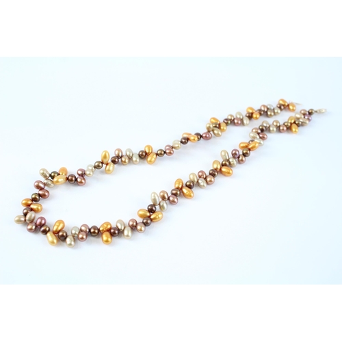34 - 14ct gold clasped cultured pearl necklace (30.5g)