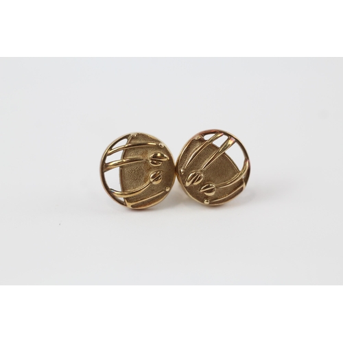 36 - 9ct gold vintage Ola Gorie paired stud earrings (2.9g)