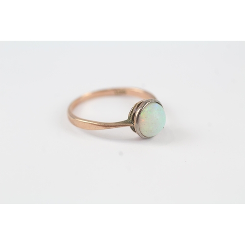 73 - 9ct gold antique opal solitaire ring (1.4g) Size  M