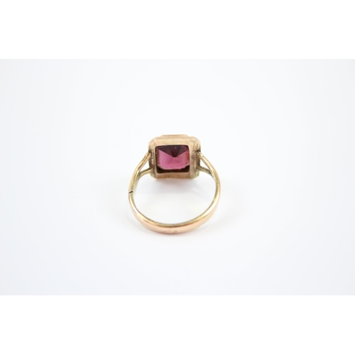 87 - 9ct gold vintage garnet dress ring (3.8g) Size  N