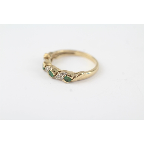 92 - 9ct gold vintage emerald & diamond dress ring (1.8g) Size  K