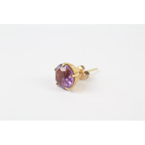 93 - 9ct gold vintage amethyst paired stud earrings (2.9g)