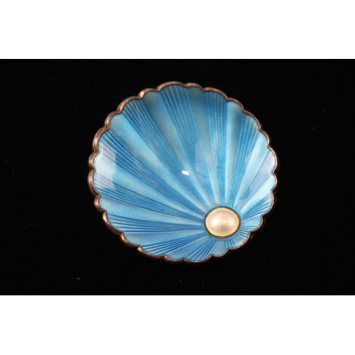 236 - Silver enamel shell brooch by Norwegian maker Ivar T Holth (15g)