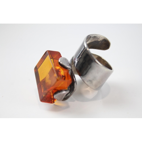 261 - A collection of silver Amber jewellery including modernist (49g)