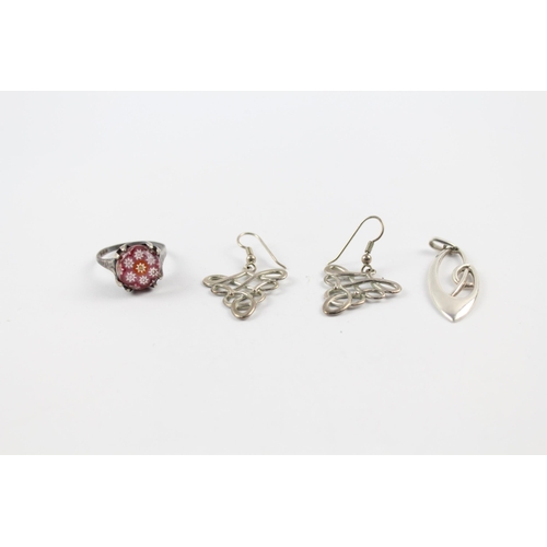 264 - A collection of silver Scottish jewellery including Ola Gorie (12g)