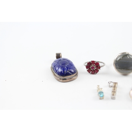 272 - A collection of silver gemstone jewellery including Lapis Lazuli (39g)