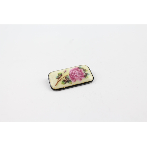 275 - Silver antique enamel brooch with rose design (11g)