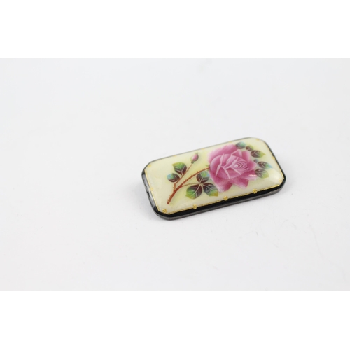 275 - Silver antique enamel brooch with rose design (11g)