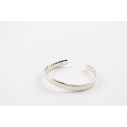 300 - Silver bangle by designer Emporio Armani (27g)