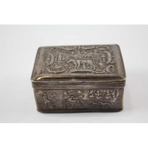 386 - Antique / Vintage .800 Continental Silver Figural Snuff / Trinket Box (106g)