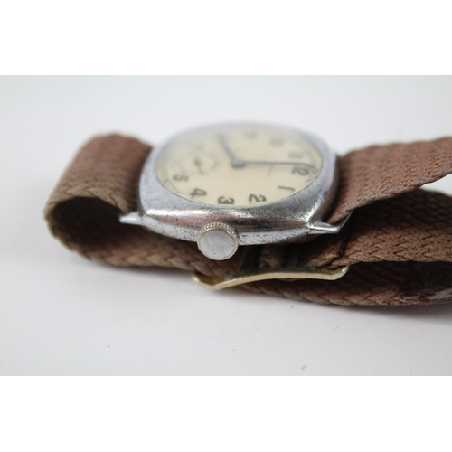 445 - ROLCO Gents Vintage Military Style WRISTWATCH Hand-wind WORKING