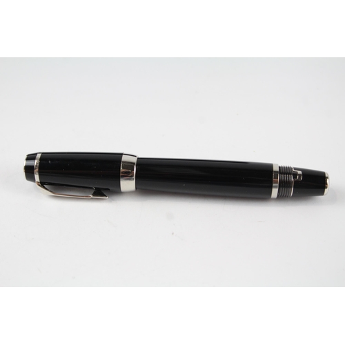 454 - MONTBLANC Boheme Black Retractable Fountain Pen w/ 14ct White Gold Nib WRITING