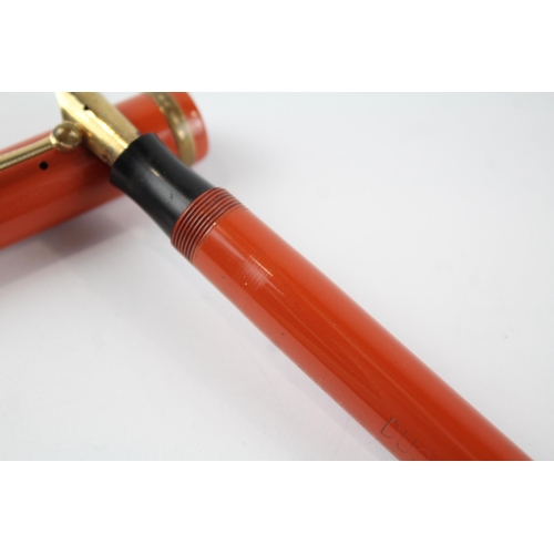 464 - Vintage PARKER Duofold Lucky Curve The Big Red Fountain Pen w/ 14ct Nib WRITING