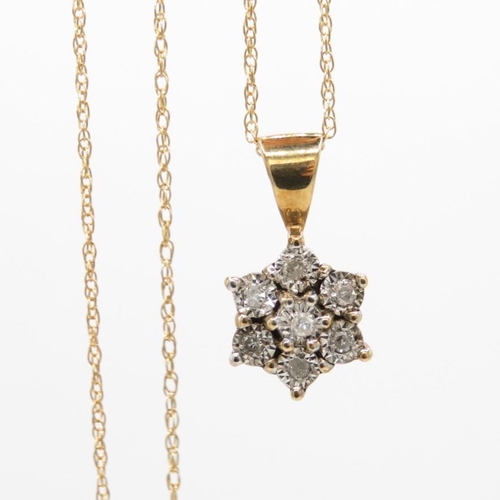51 - 9ct gold vintage diamond floral cluster pendant necklace (1.2g)