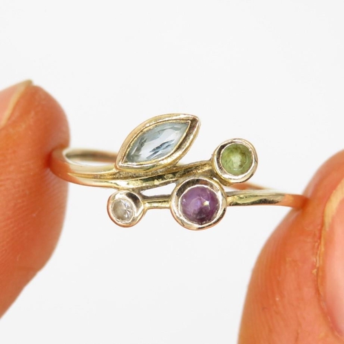 195 - 9ct gold foliate dress ring w/ aquamarine, topaz, peridot & amethyst (1g) Size  M 1/2