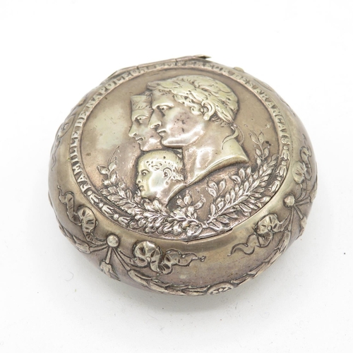 353 - Antique / Vintage .800 Continental Silver Figural Squeeze Action Snuff Box (63g)