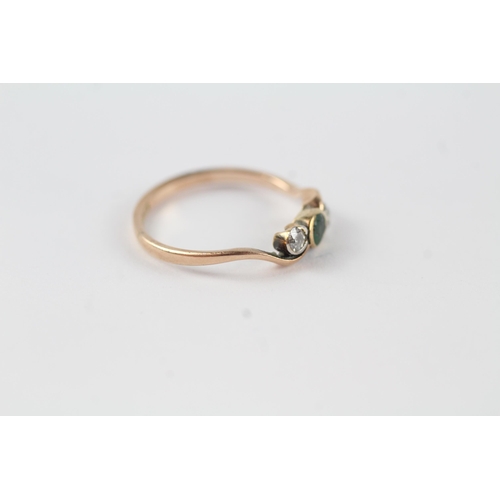 106 - 9ct gold diamond & emerald three stone ring (1g) Size  J