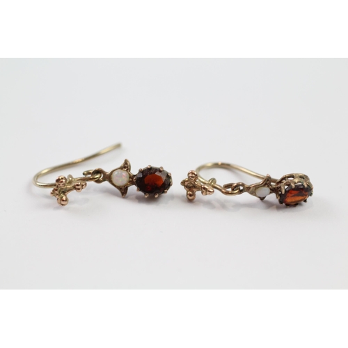 117 - 9ct gold garnet & white opal drop earrings (1.3g)