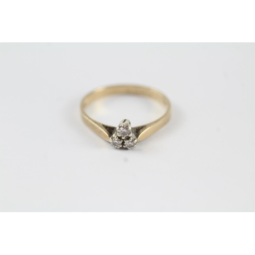 164 - 9ct gold 3 stone diamond vintage ring (1.7g) Size  M 1/2